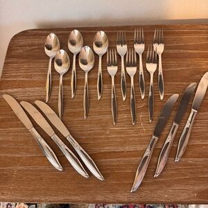 Kenwood Forever Rose Stainless Flatware 17 Piece Set Spoons Forks Knives